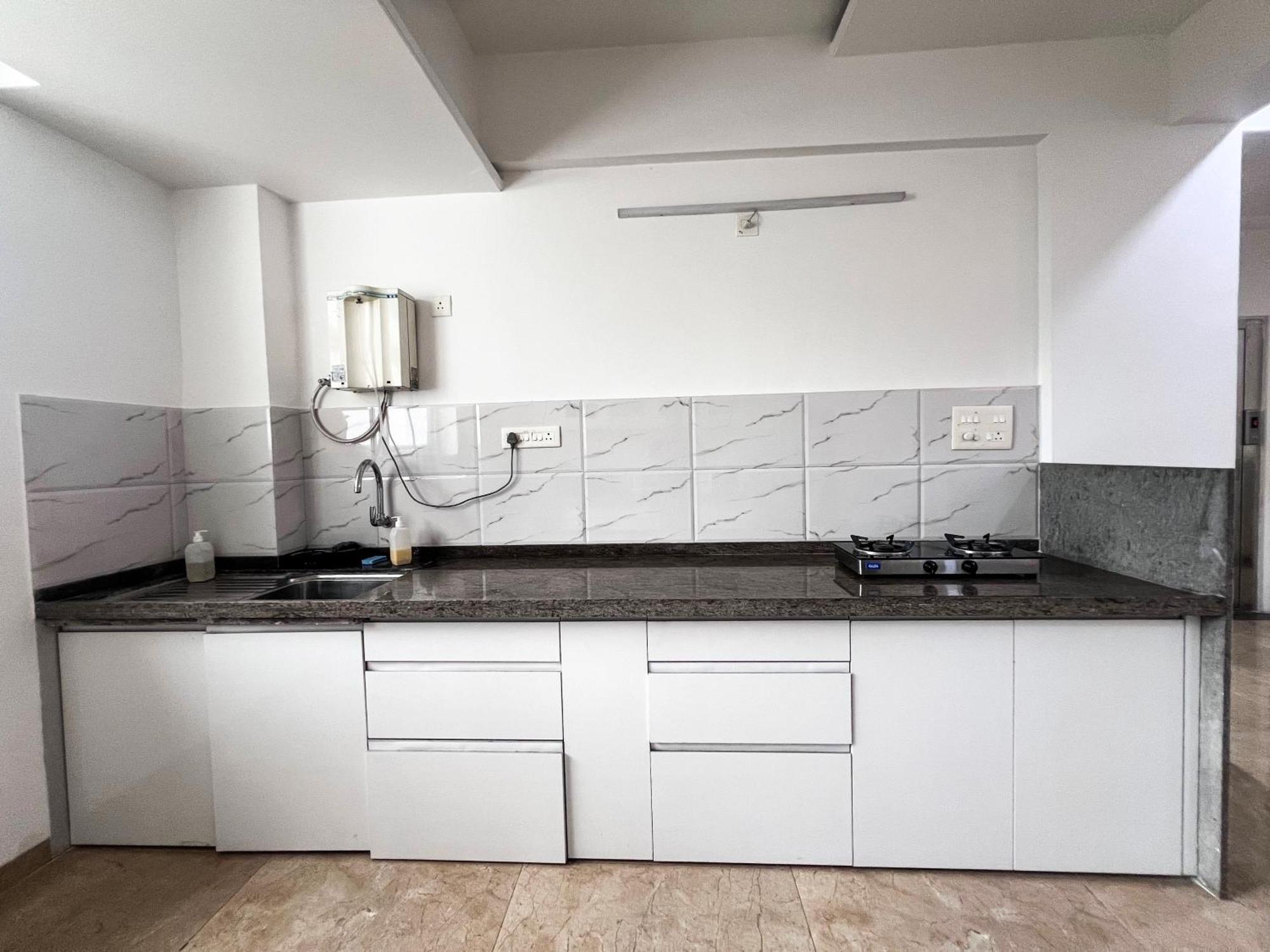 Zest Eco Villa Montana لونافالا المظهر الخارجي الصورة